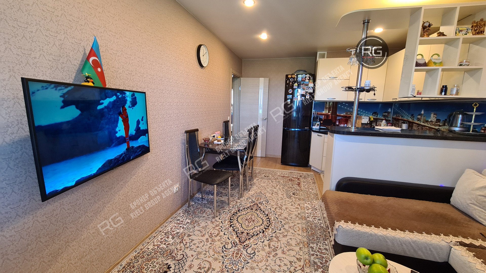   Двухсторонняя квартира с мебелью, 67 кв.м. 