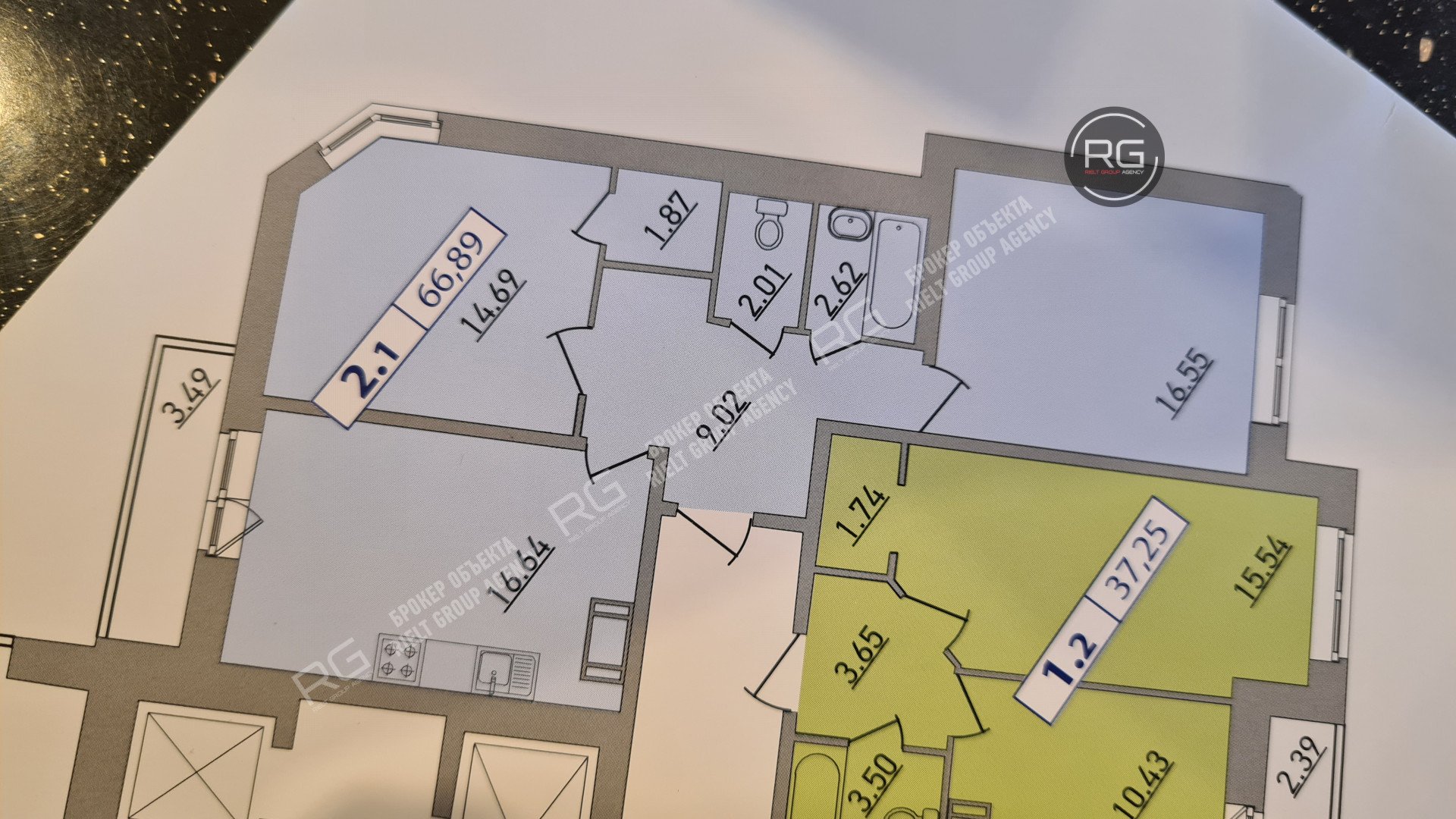   Двухсторонняя квартира с мебелью, 67 кв.м. 