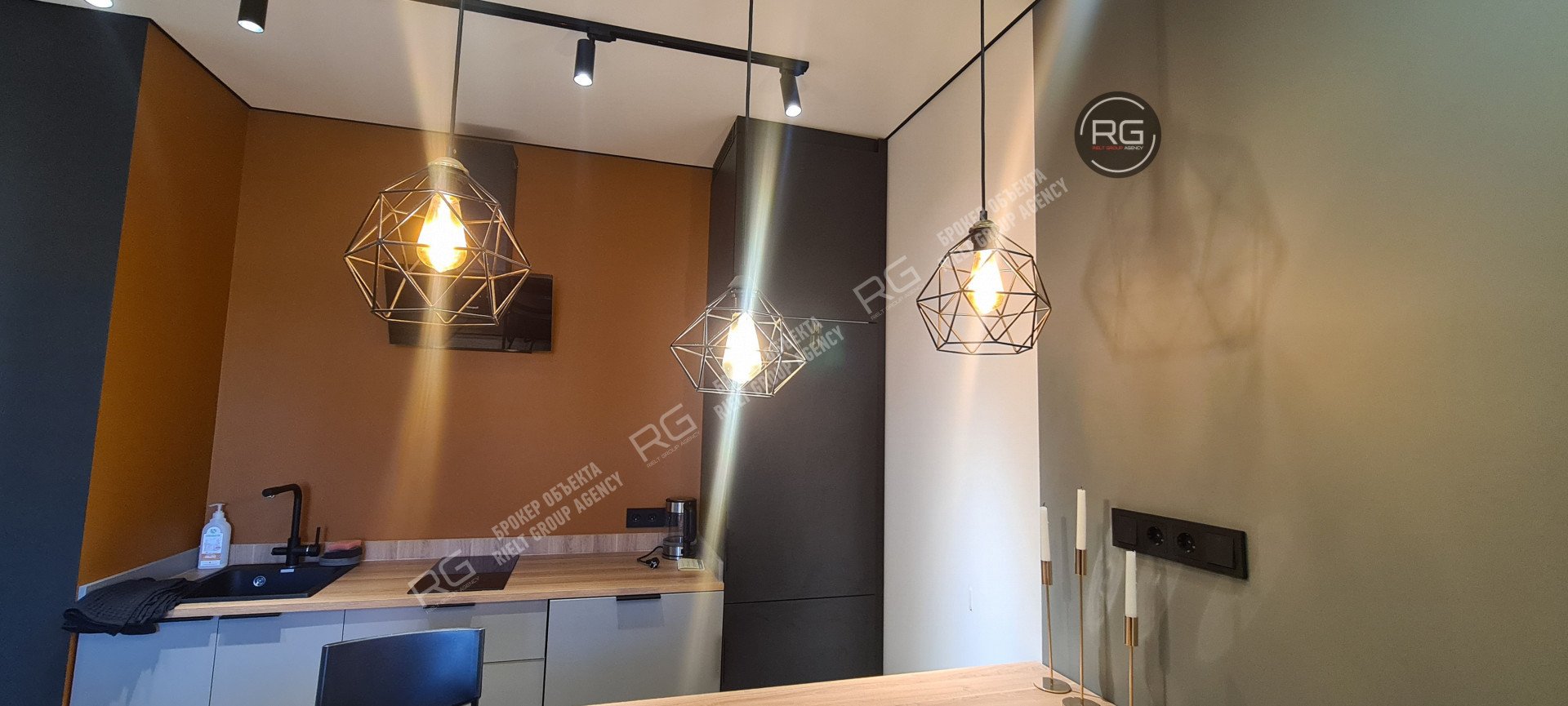   Квартира с дизайнерским ремонтом, 38 кв.м. 