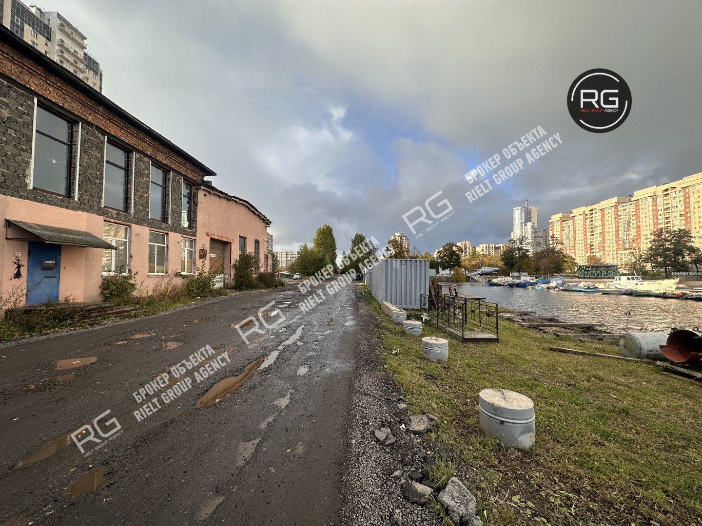   Продажа здания в центре города!, 2316 кв.м. 